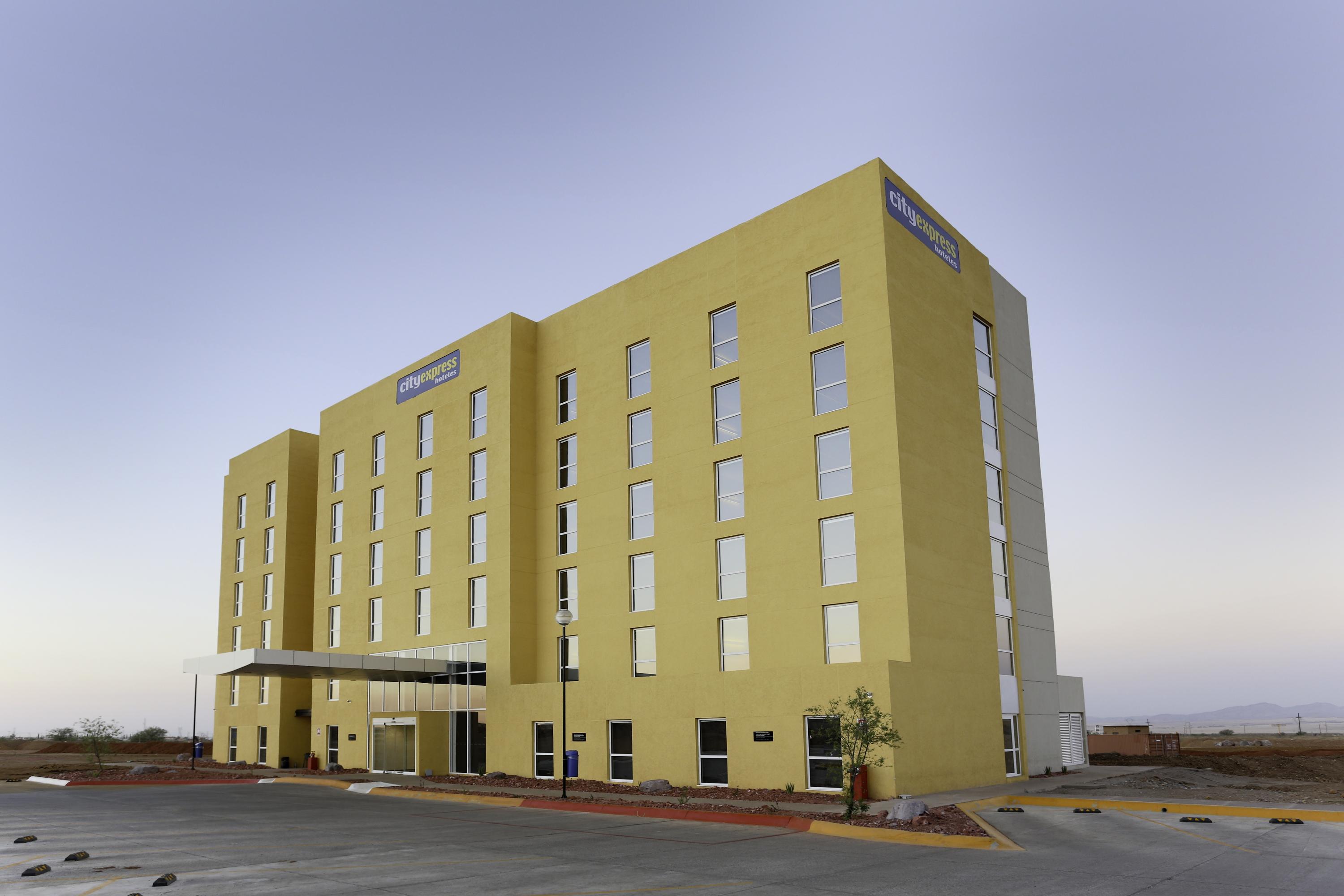 ซิตี้ เอ็กซ์เพรส กานาเนีย Hotel Cananea ภายนอก รูปภาพ